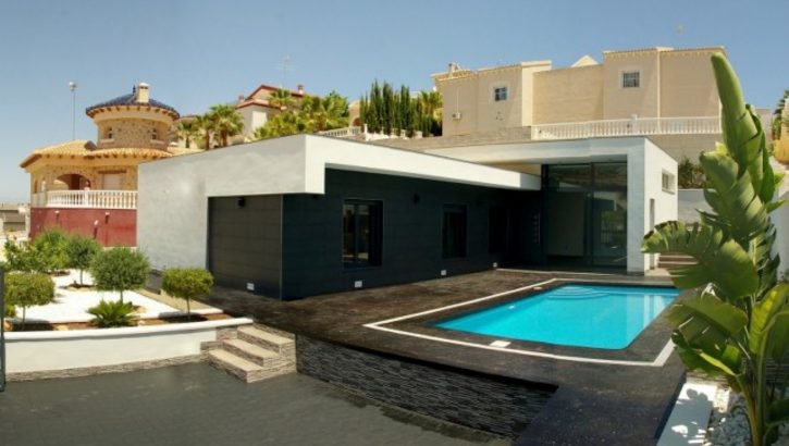 Moderne Villa mit Pool in Ciudad Quesada