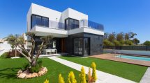 Modern villas with amazing views in Guardamar