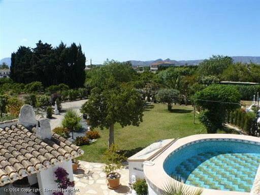 Finca nur 400 m vom Meer entfernt in Els Poblets