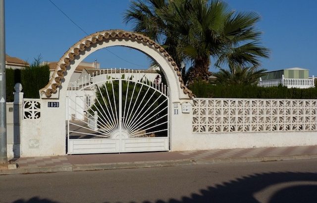 Villa sur un nivel avec piscine à Torrevieja