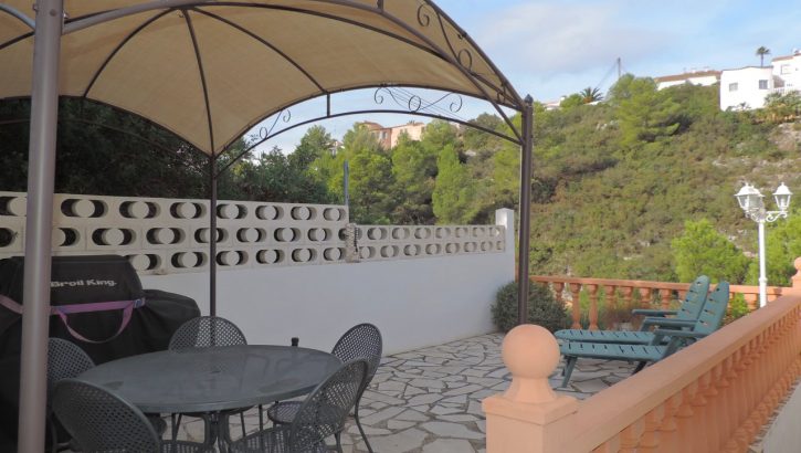 Gepflegte Villa mit Meerblick in Denia