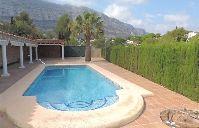 Villa with amazing sea views in Denia