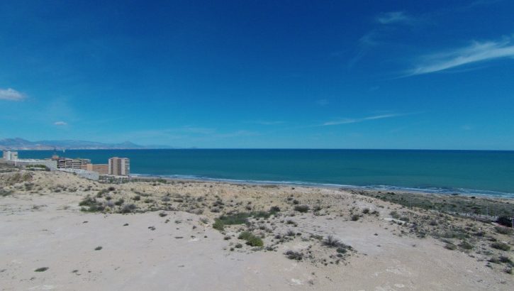 Apartments with sea view at Arenales del Sol