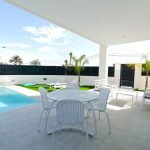 New built villas 300m from the sea in La Marina