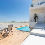 Semidetached villas with private pool in Daya Nueva
