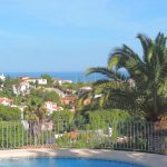 Villa in quiet area with sea view in Denia