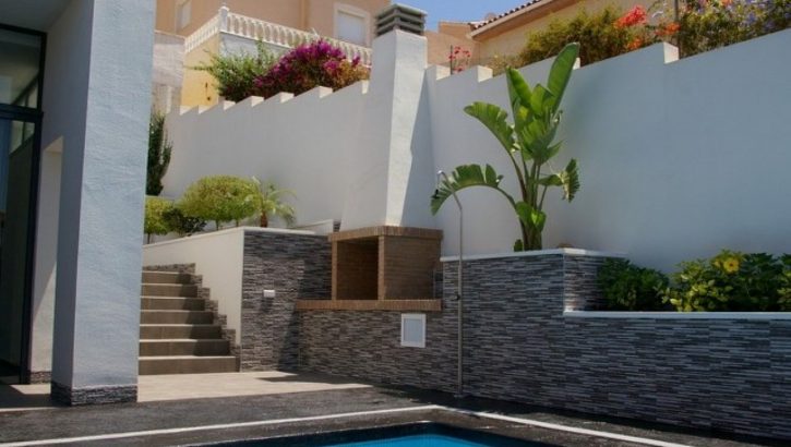 Villa très modèrne avec piscine à Quesada