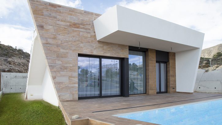Nouvelles villas avec vues et piscine à Benidorm