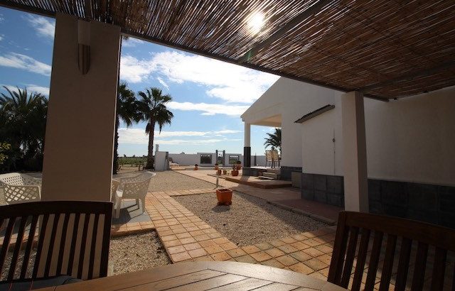 Villa grande cerca de la playa en Santa Pola