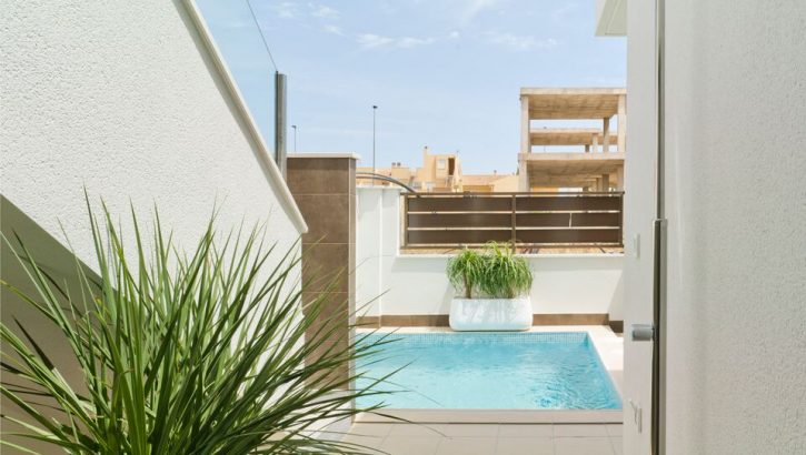 Townhouses with pool in San Pedro del Pinatar