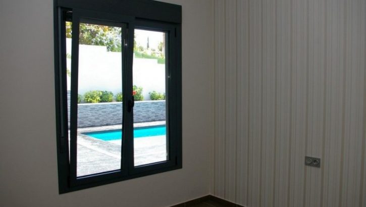 Lovely modern villa with pool in Quesada