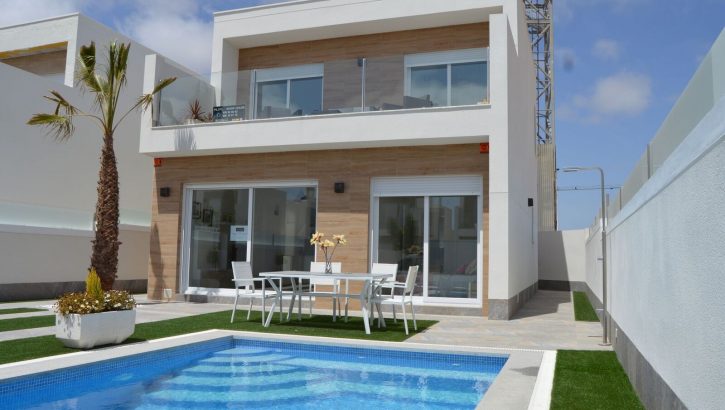 Lovely new villas with pool in San Pedro del Pinatar