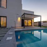 Nouvelles villas chics avec piscine à Quesada