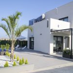 Charming new villas with pool in Torrevieja