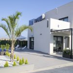 Villas nuevas con piscina en Torrevieja