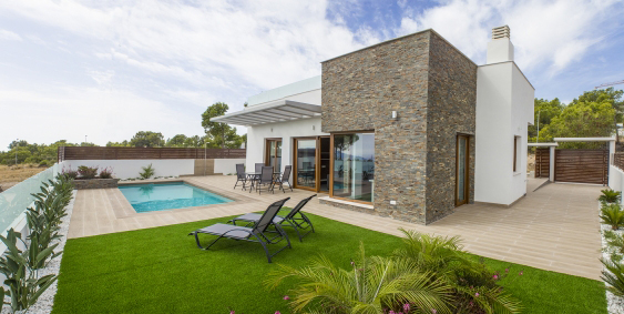 Modern new villas with views in Polop