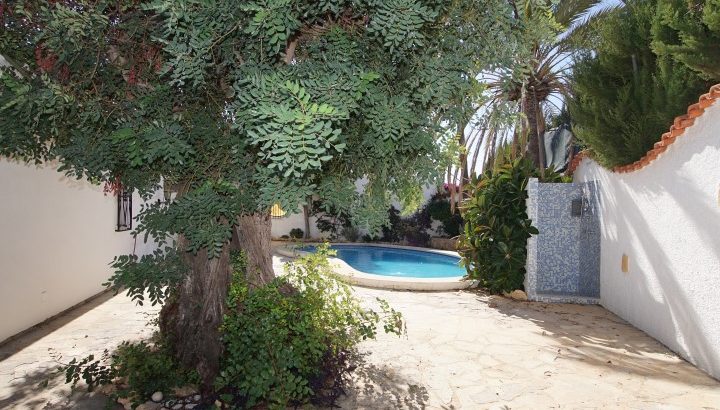 Nice villa in quiet location in La Nucia