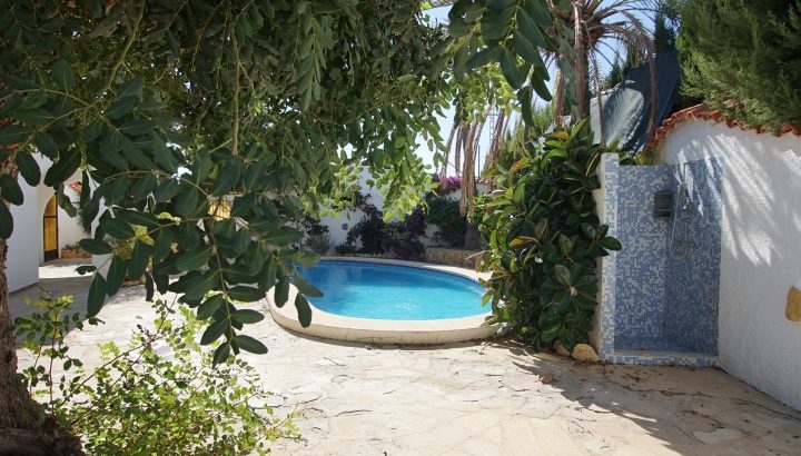 Villa hermosa con piscina en La Nucia