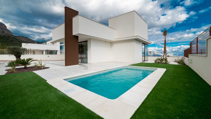 Villas modernas con vistas y piscina en Polop