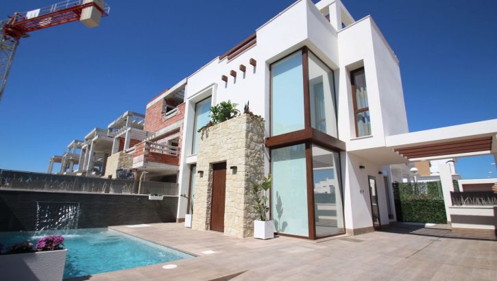 Luxury villas in La Manga Del Mar Menor