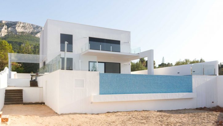 Nuevas villas muy modernas en Denia