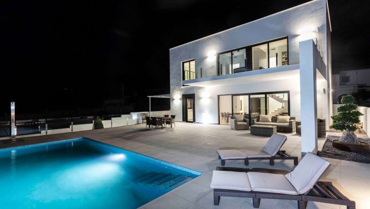 Belles nouvelles villas à Denia