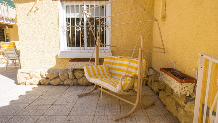 Chalet con piscina y vistas al mar en Alfaz del Pi Costa Blanca