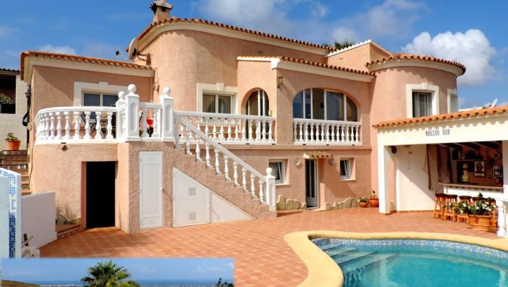 Villa with guest apartment in Denia