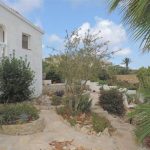 Villa with guest apartment in Denia