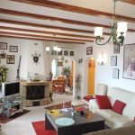 Villa with guest apartment in Denia