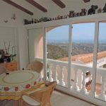 Villa with guest apartment in Denia