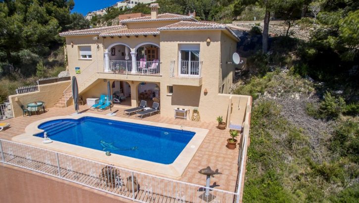 Villa mediterranee avec vue sur la mer à Moraira