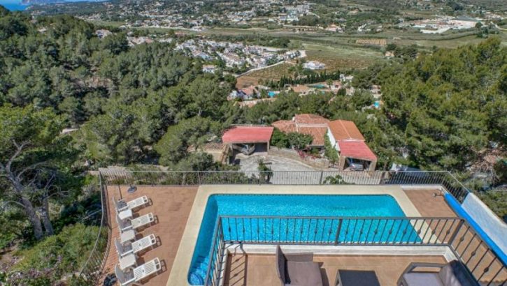 Villa mit spektakulärem Ausblick in Moraira