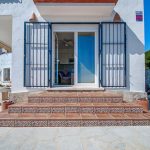 Charming villa with sea views in Benitachell