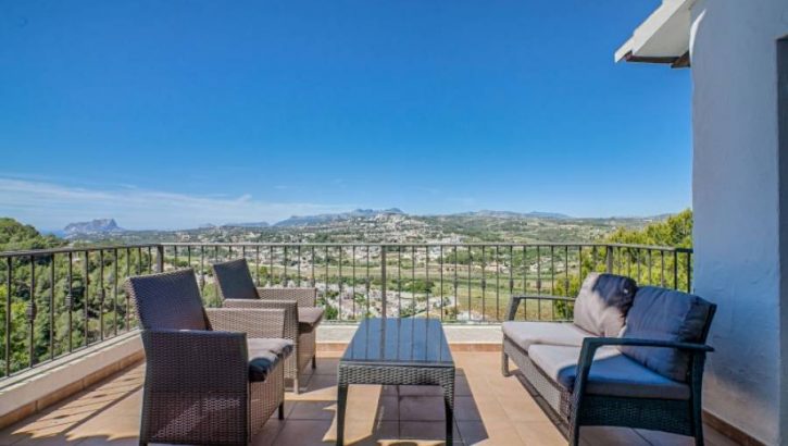 Villa mit spektakulärem Ausblick in Moraira