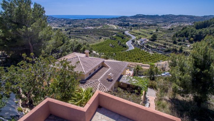 Villa mediterranea con vistas al mar en Moraira