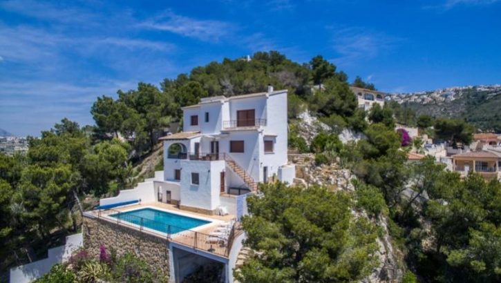 Villa mit spektakulärem Ausblick in Moraira