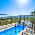 Traditionelle Villa mit Meerblick in Benitachell