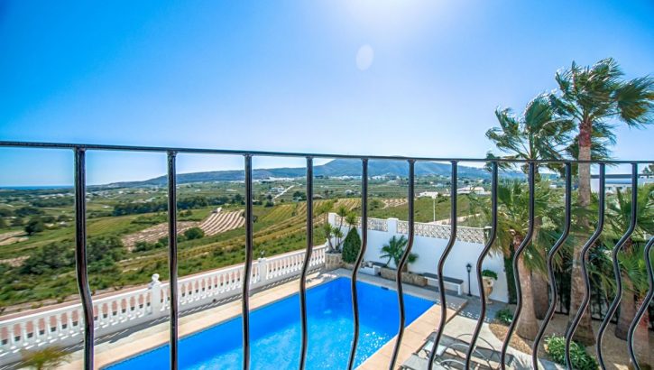 Traditionelle Villa mit Meerblick in Benitachell