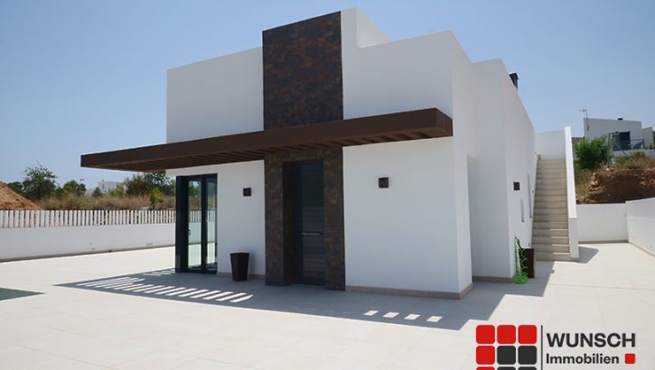 High quality new villas with views in Polop Costa Blanca