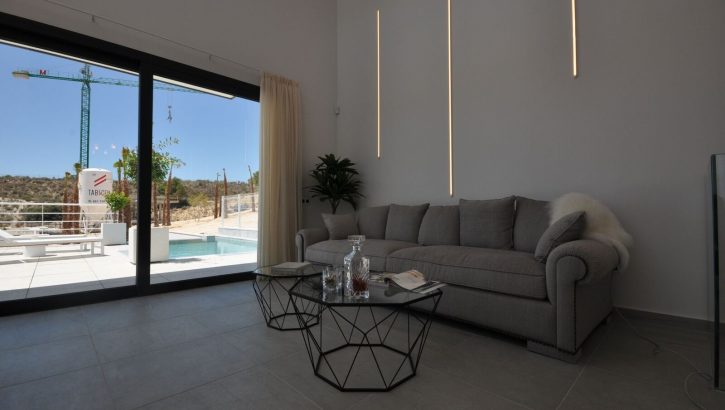 Modernos chalets de nueva construcción en San Miguel