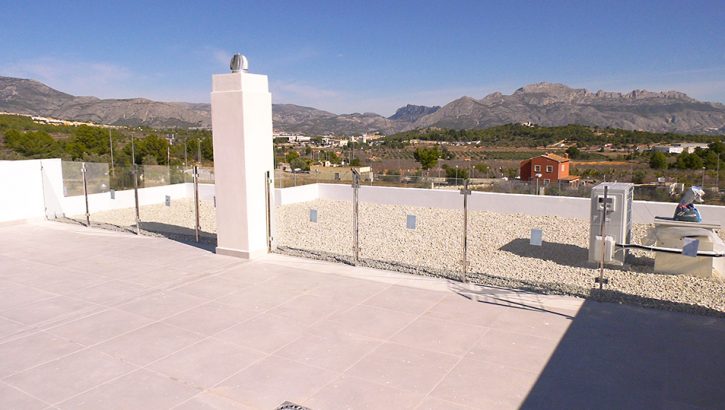 Bonitas villas nuevas con piscina en Polop Costa Blanca