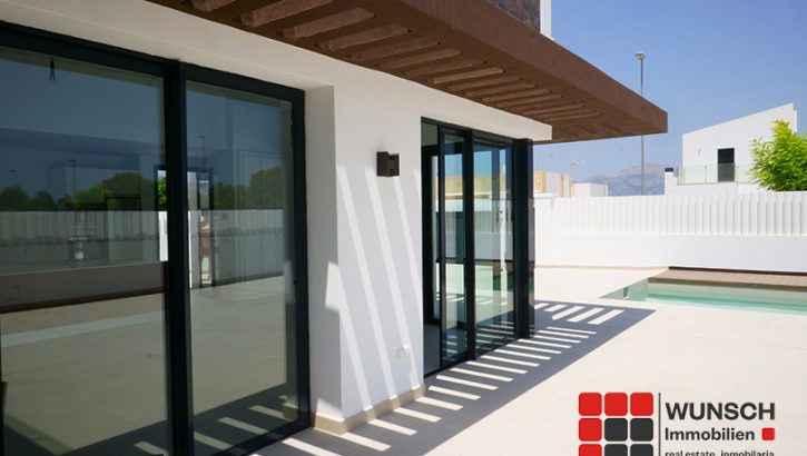 High quality new villas with views in Polop Costa Blanca