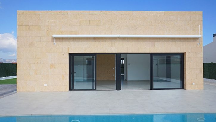 High quality new villas with pool in Polop Costa Blanca