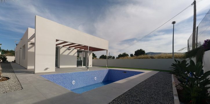 Modern new villas in Alfas del Pi