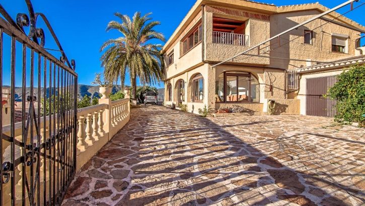 Finca mit Meerblick in Teulada Costa Blanca