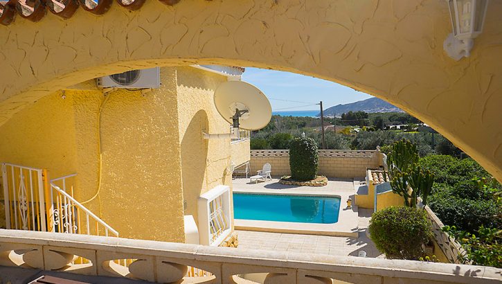 Villa met zwembad en zeezicht in Alfaz del Pi Costa Blanca