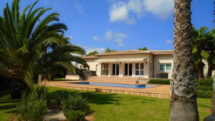 Große Villa mit 3 Schlafzimmern – Javea Costa Blanca