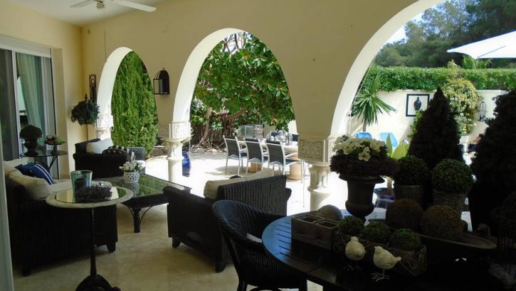 Villa de style marocain avec 4 chambres à coucher à Javea Costa Blanca