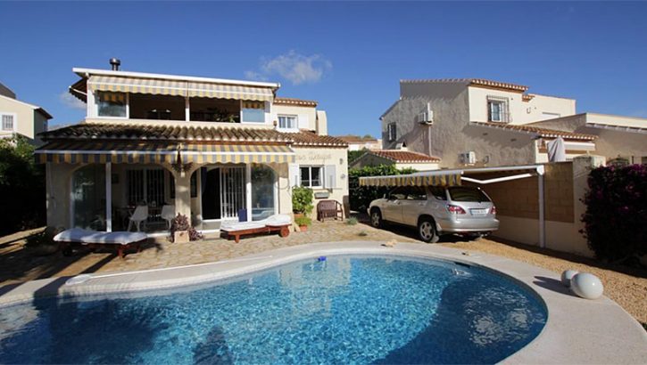 Preciosa Villa de 3 dormitorios en La Nucia Costa Blanca